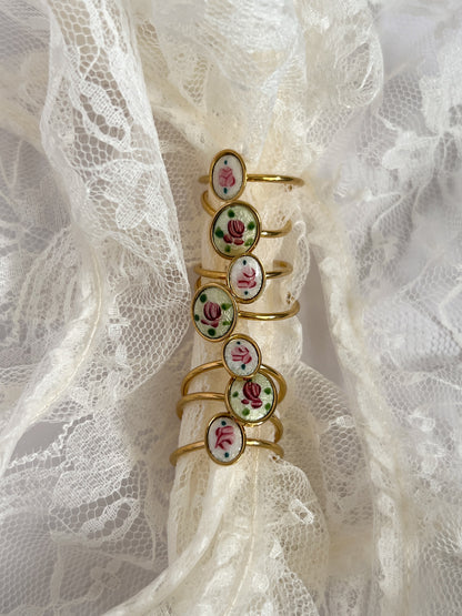 Georgie Ring