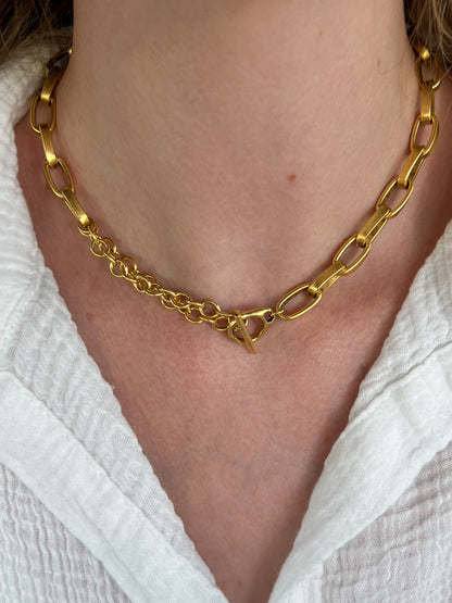 Kasey Necklace