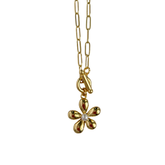 Pearly Flower Necklace
