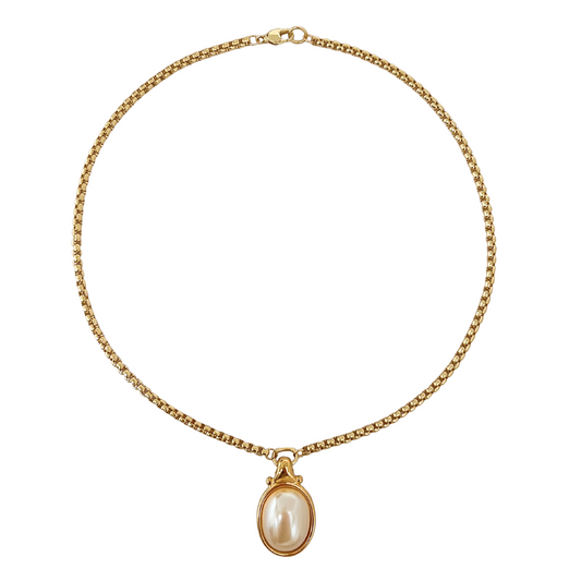 Pearly Statement Necklace
