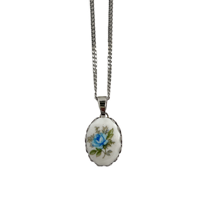 Rosa Floral Silver Pendant Necklace