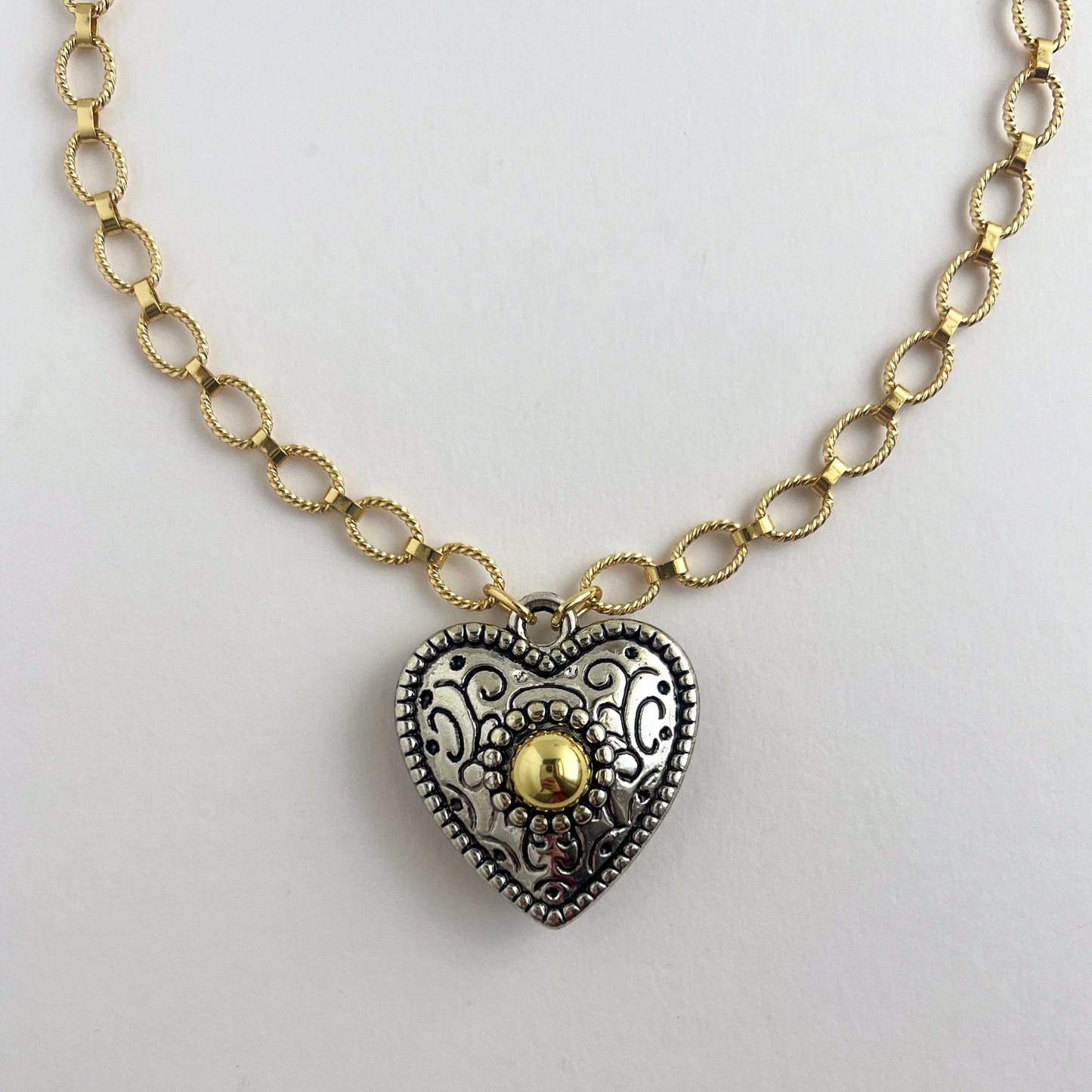 Oaklyn Chunky Heart Pendant Necklace